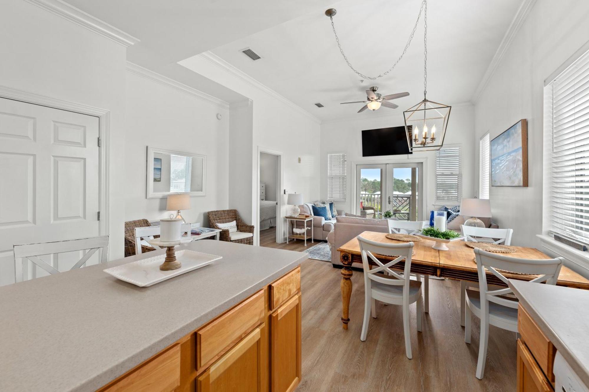 Remarkably Updated 3/2 In Seagrove Highlands - Gulf Views Sleeps 9! شاطئ سانتا روزا المظهر الخارجي الصورة