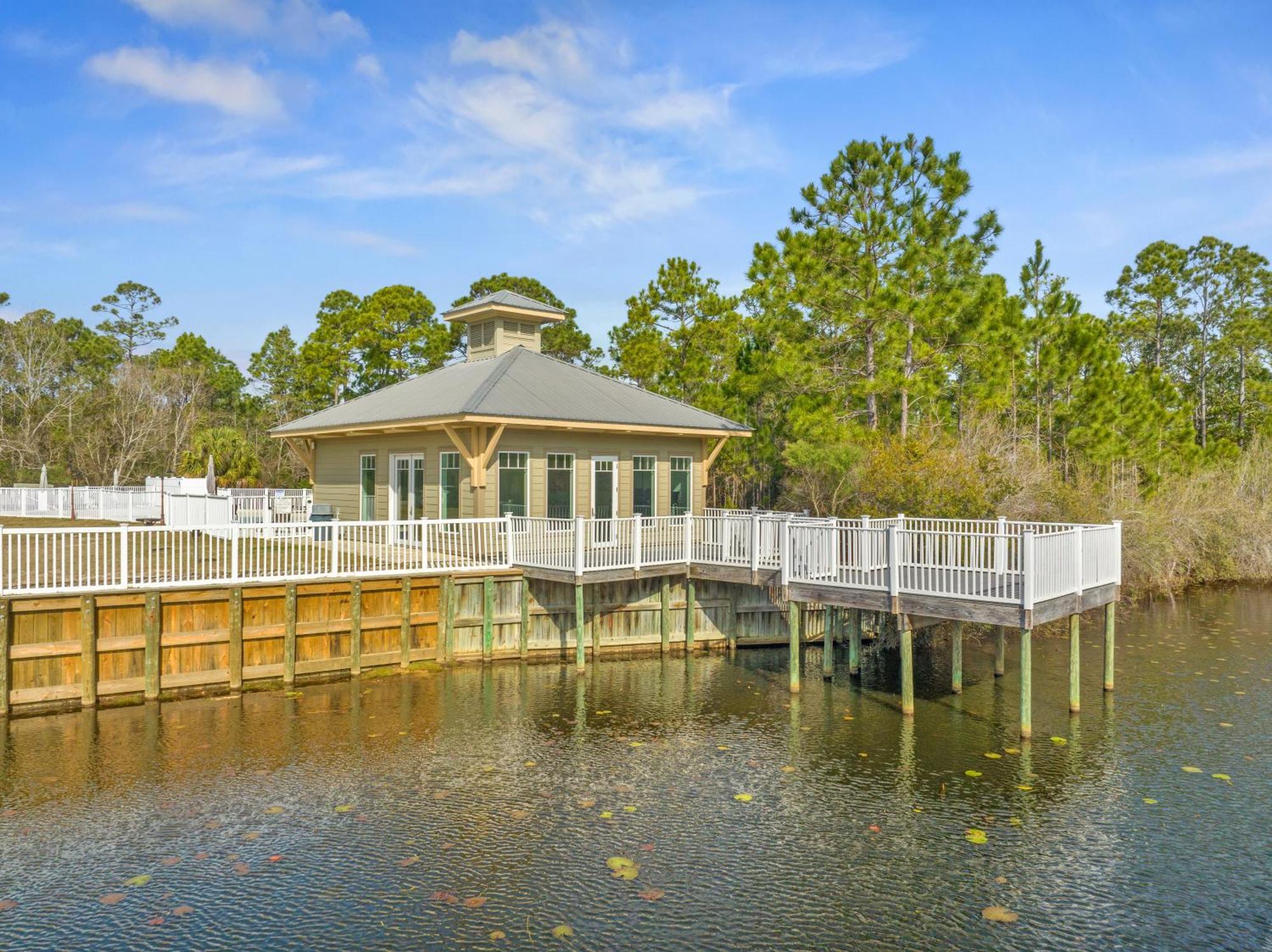 Remarkably Updated 3/2 In Seagrove Highlands - Gulf Views Sleeps 9! شاطئ سانتا روزا المظهر الخارجي الصورة
